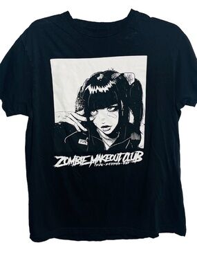 Zombie Makeout Club Anime Girl Graphic T-Shirt Adult Size Medium Black